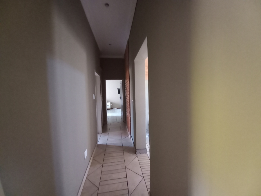 3 Bedroom Property for Sale in Waterval East North West